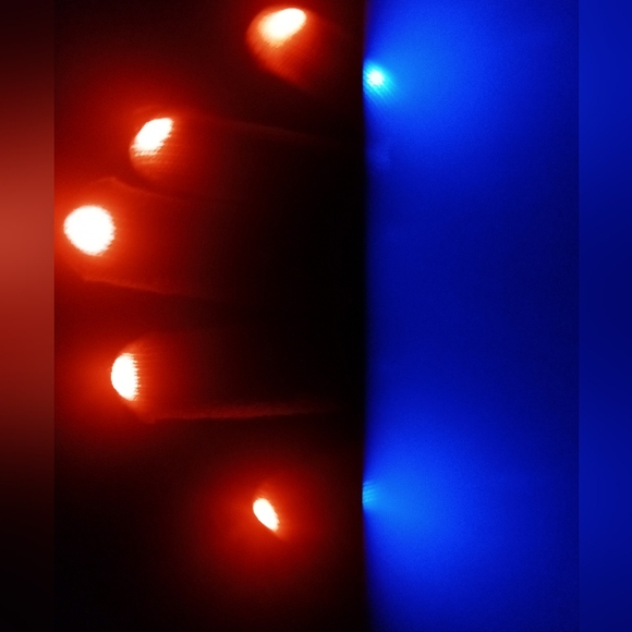 Color Changing LED Gloves - Picture 7 of 15